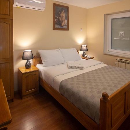 Motel Atos Laktaši Dış mekan fotoğraf