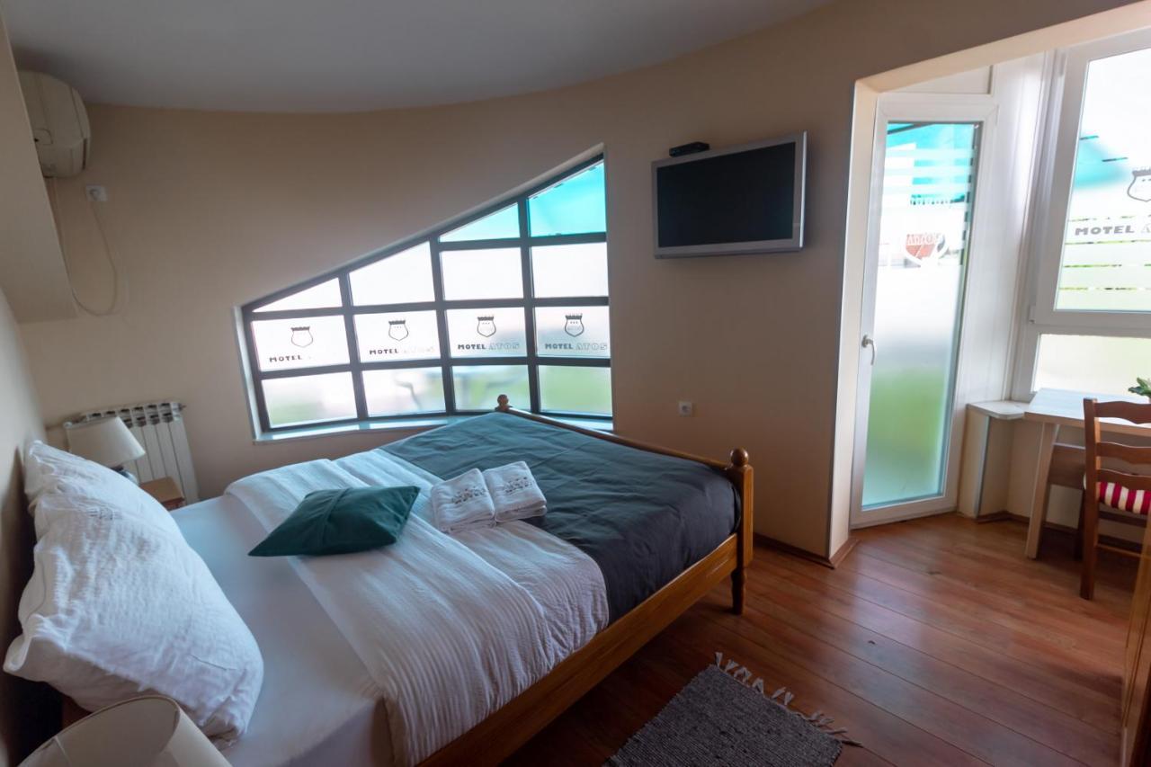 Motel Atos Laktaši Dış mekan fotoğraf